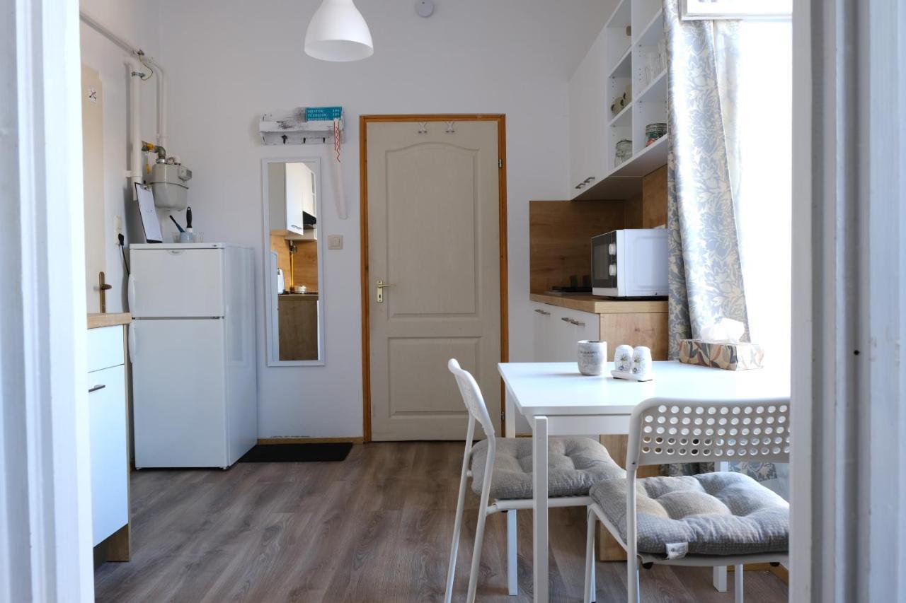 Varfal-Lak Apartman Sopron Ngoại thất bức ảnh