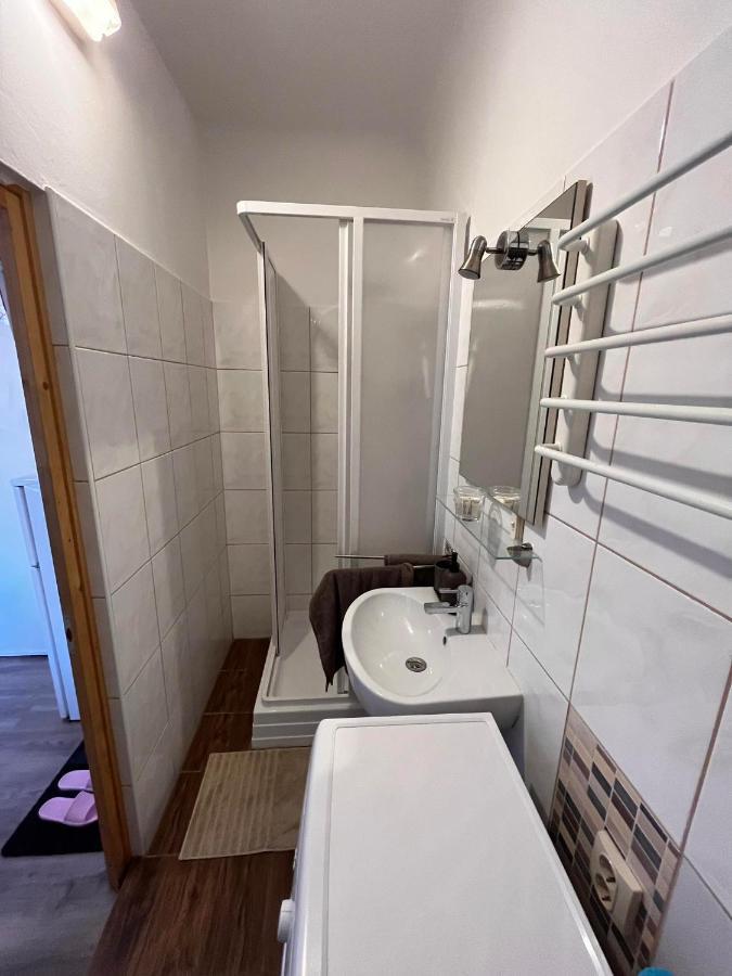 Varfal-Lak Apartman Sopron Ngoại thất bức ảnh