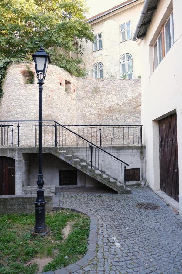 Varfal-Lak Apartman Sopron Ngoại thất bức ảnh